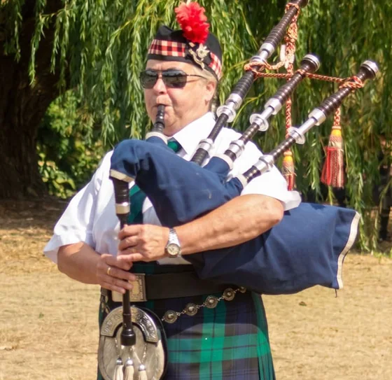 Carolyn Belcher, Piper